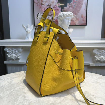 【#111】Pre-owned Loewe Hammock Mini Yellow Calfskin Crossbody Bag HZ260206019