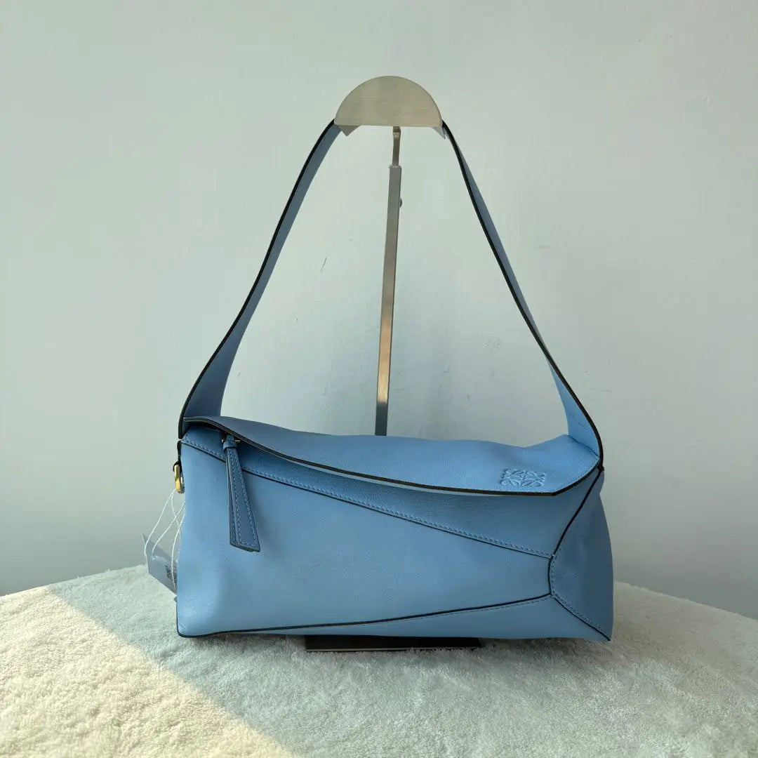 【#104】Pre-owned Loewe Puzzle Hobo Blue Calfskin Hobo HZ251218022