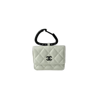 【#024】Pre-owned Chanel Mini White Lambskin Clutch with Chain Carabiner Bag HZ251107021