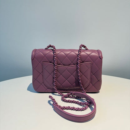【#038】Pre-owned Chanel Medium Classic Flap Terracotta Caviar Leather Shoulder Bag HZ250928020