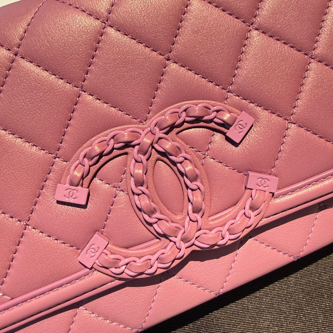【#038】Pre-owned Chanel Medium Classic Flap Terracotta Caviar Leather Shoulder Bag HZ250928020